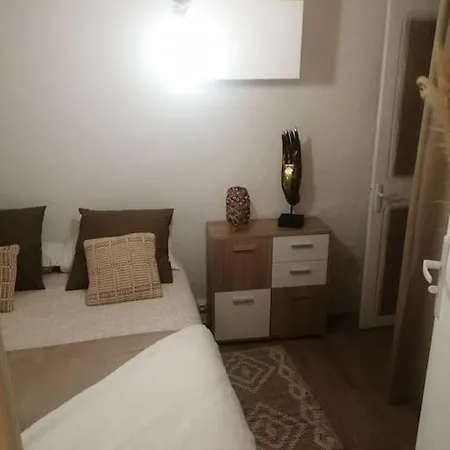 Cosy Situe A 2mn De La A Pied Climatise 公寓 *